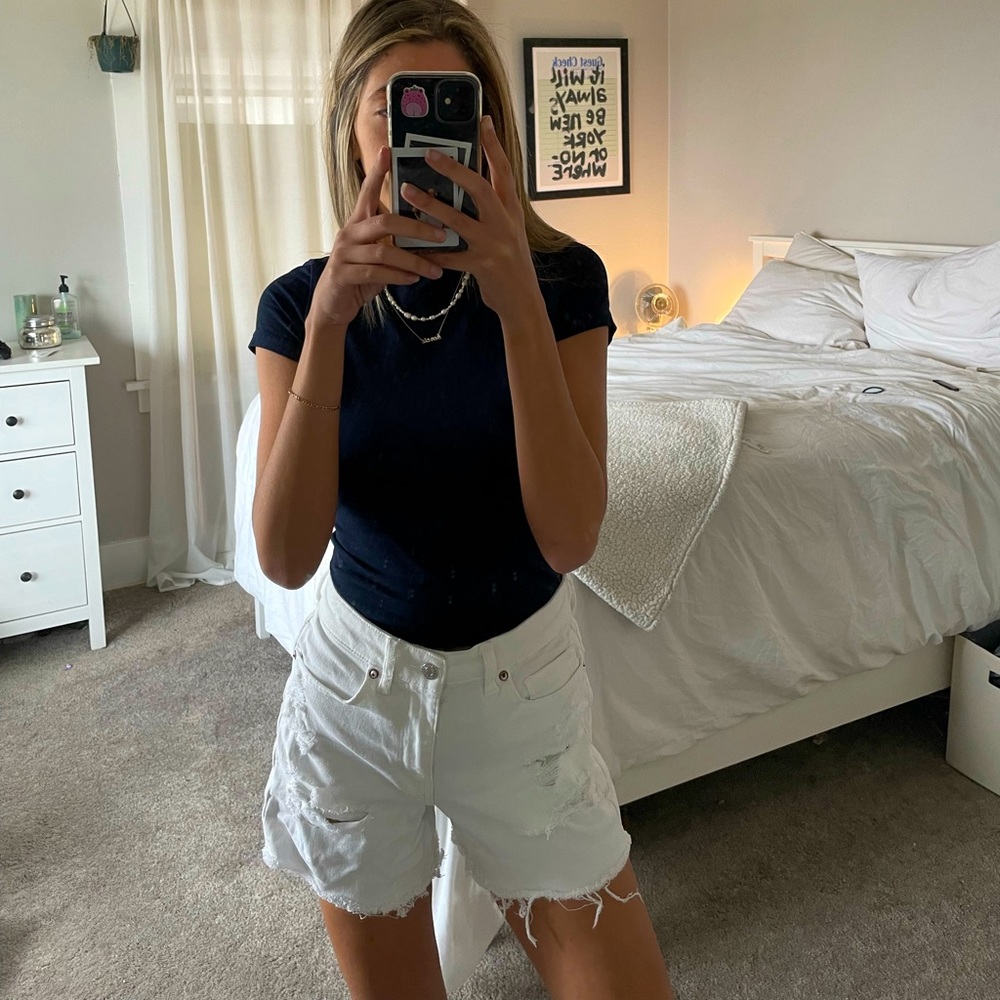 American eagle white distressed high waisted shorts